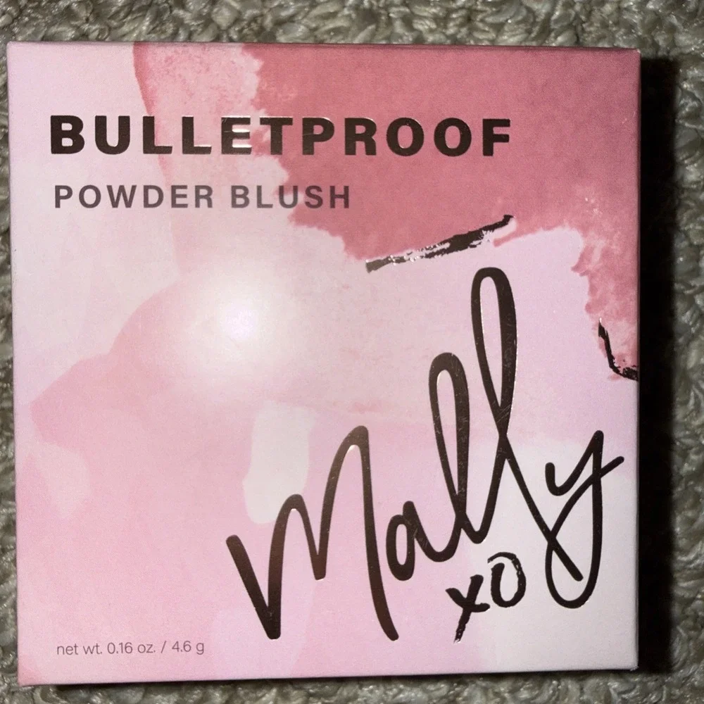 Mally XO‎ Bulletproof Powder Blush In CONFIDENT CORAL New in Box 0.16 oz